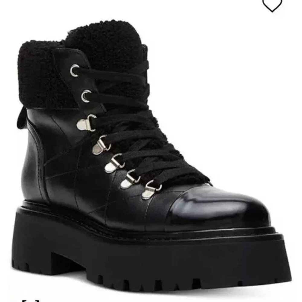 NWOB Steve Madden Reyen Lace-Up Lug-Sole Hiker Boots Black Size 8.5 - Picture 2 of 7